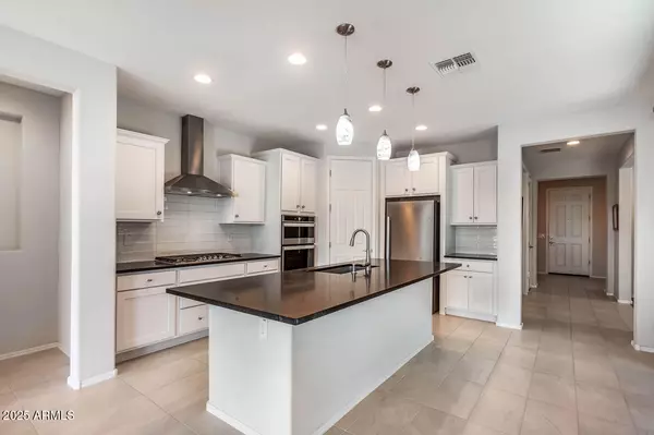 Florence, AZ 85132,8084 W Noble Prairie Way