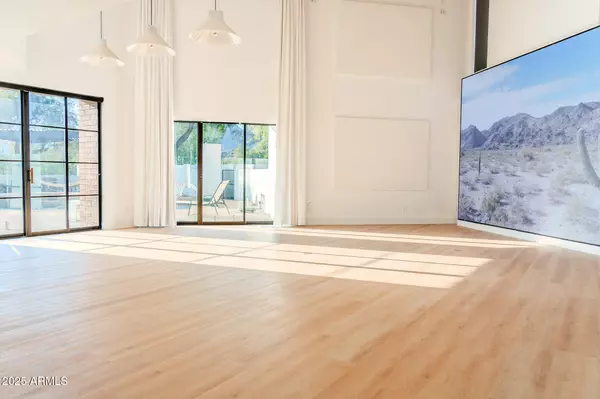 Phoenix, AZ 85044,3305 E CHEROKEE Street