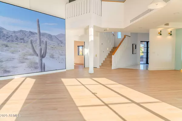 Phoenix, AZ 85044,3305 E CHEROKEE Street