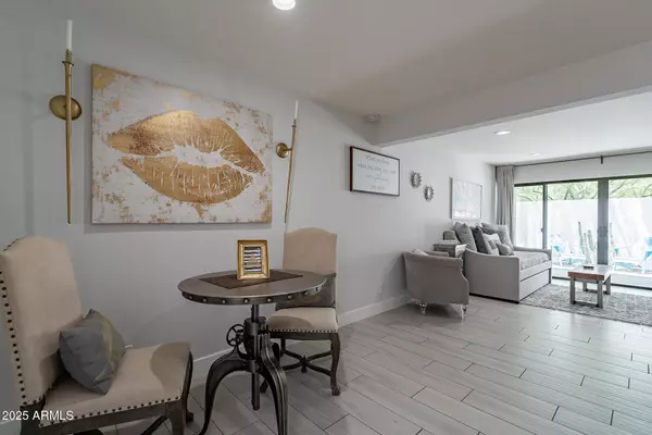 Phoenix, AZ 85018,4351 N 36TH Street #2