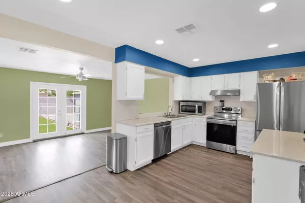 Mesa, AZ 85202,2334 W PERALTA Avenue