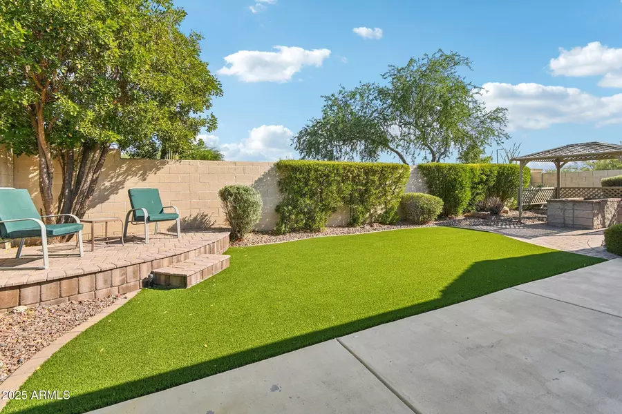2533 W Kit Carson Trail, Anthem, AZ 85086