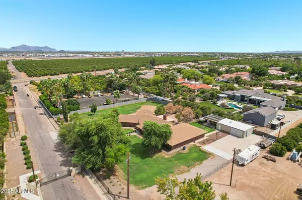 4041 E HERMOSA VISTA Drive, Mesa, AZ 85215