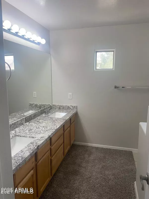 Chandler, AZ 85225,1351 N PLEASANT Drive #2077
