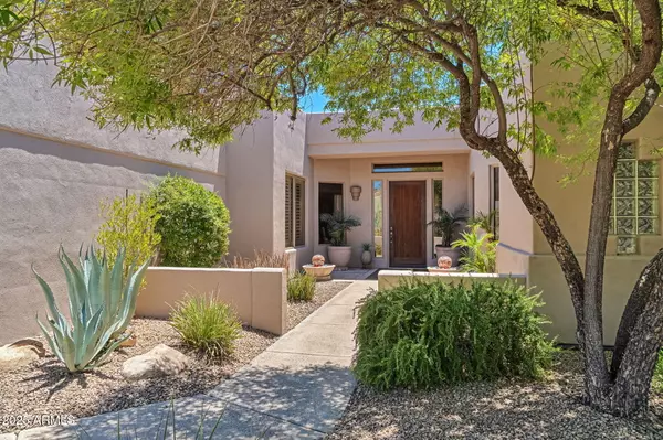 Scottsdale, AZ 85266,7135 E Mighty Saguaro Way