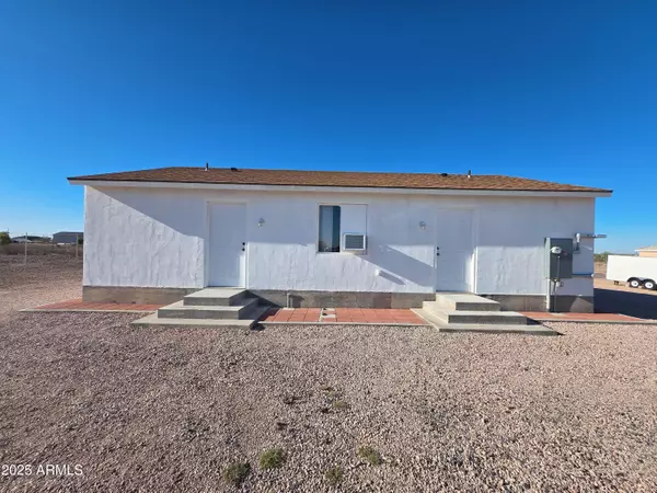 34233 W Sahuaro Street, Tonopah, AZ 85354