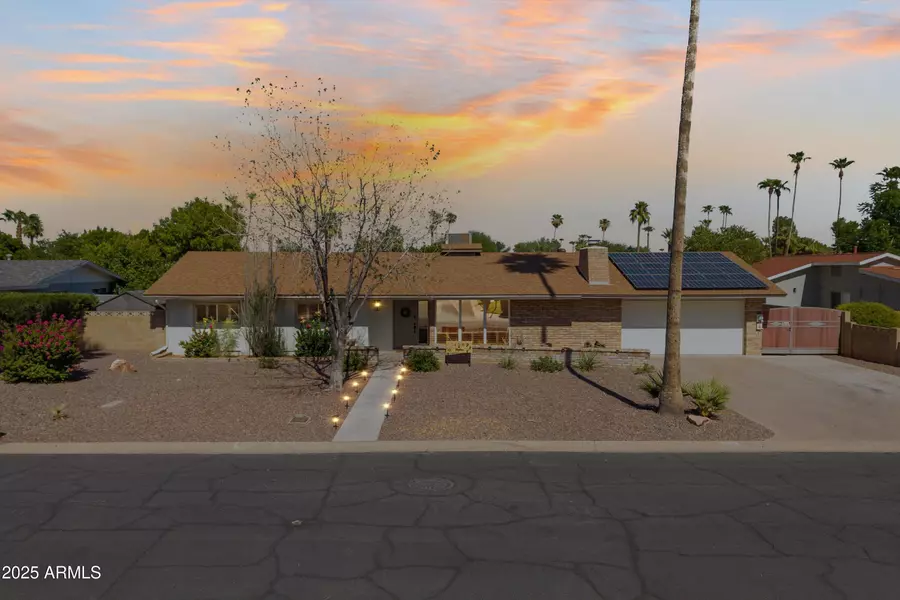 408 REDONDO Drive W, Litchfield Park, AZ 85340