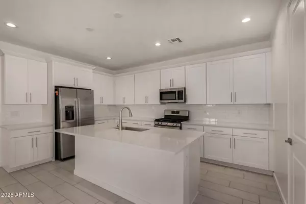 Glendale, AZ 85302,5440 W LOMA Lane
