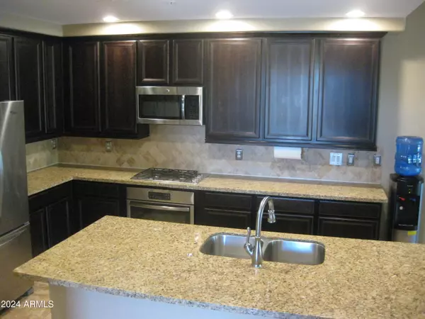 Cave Creek, AZ 85331,36600 N CAVE CREEK Road #C20