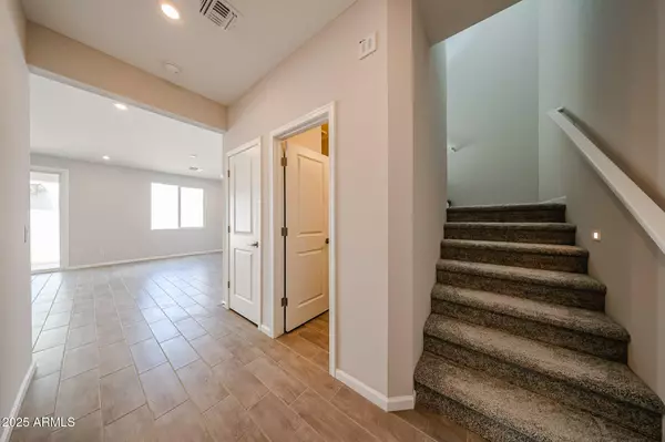 Apache Junction, AZ 85119,2742 E DUTCHMANS Trail