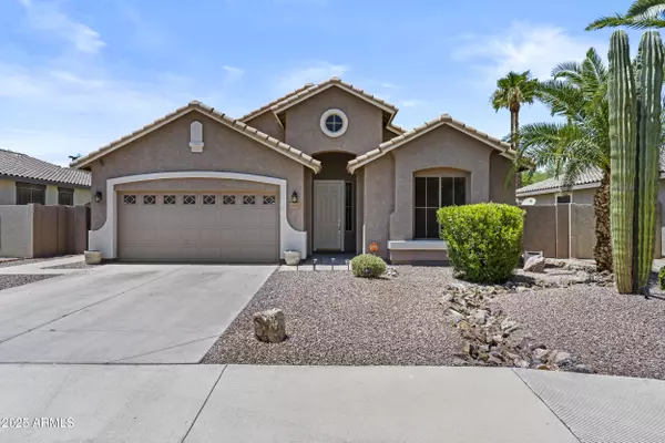 2604 S SETON Avenue, Gilbert, AZ 85295