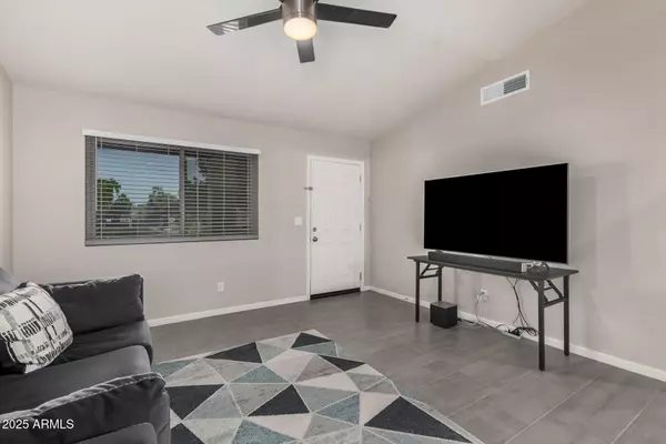 Chandler, AZ 85225,726 S NEBRASKA Street #121