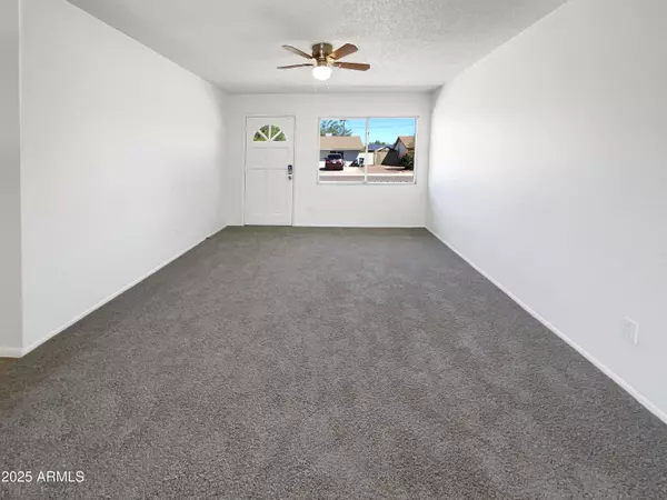 Phoenix, AZ 85032,3479 E PRESIDIO Road