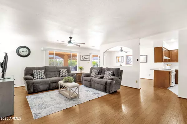 Mesa, AZ 85208,932 S 79TH Way