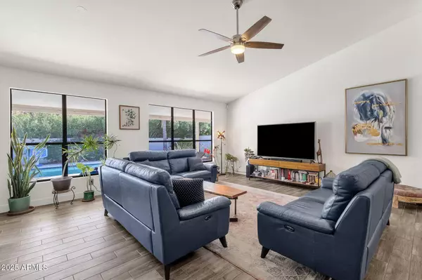 Scottsdale, AZ 85254,5015 E KAREN Drive