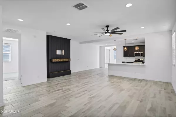 San Tan Valley, AZ 85143,3522 E DAKOTA Drive