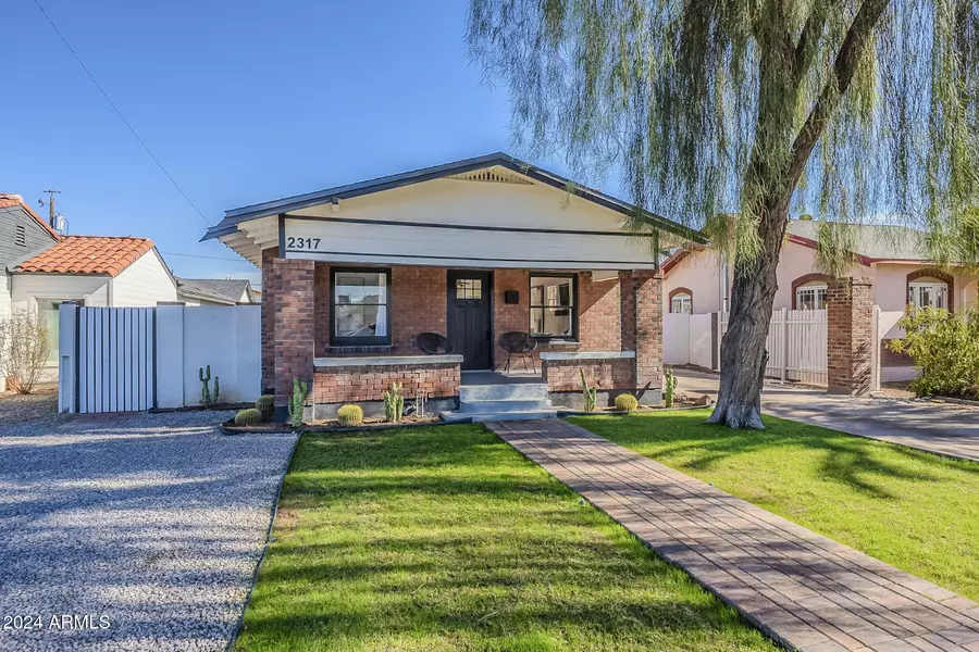2317 N DAYTON Street, Phoenix, AZ 85006