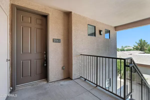 Chandler, AZ 85286,3330 S GILBERT Road #2062