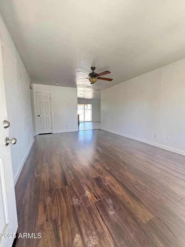 Phoenix, AZ 85033,4121 N 79TH Drive