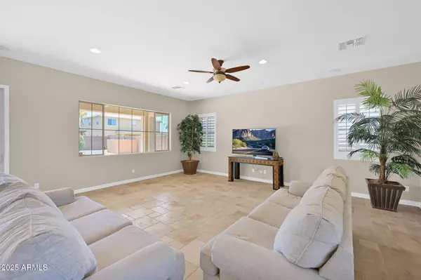 Gilbert, AZ 85297,3047 E ATHENA Avenue