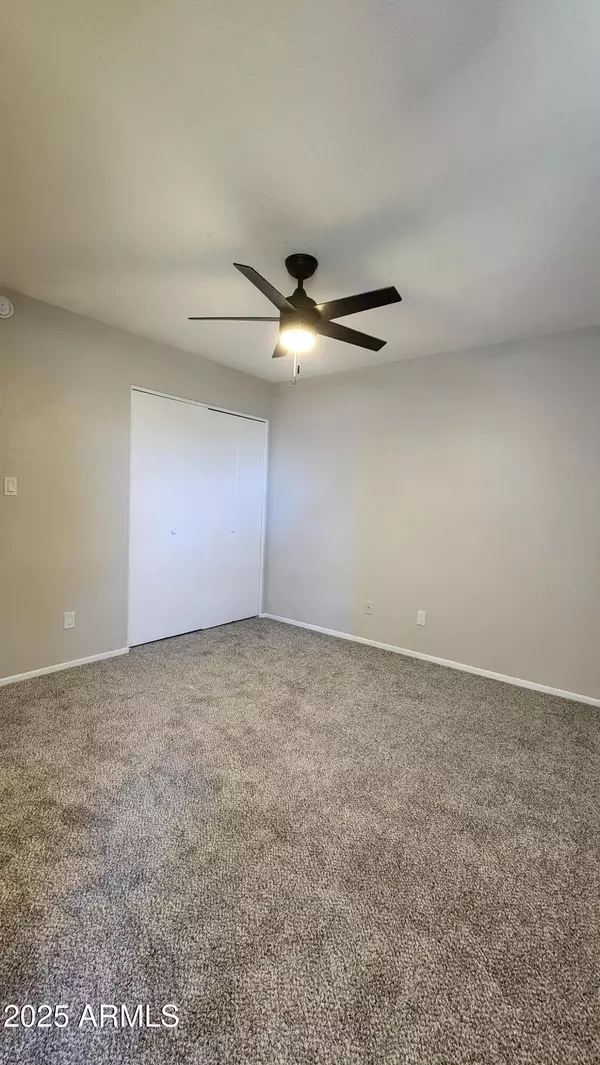 Phoenix, AZ 85051,3131 W COCHISE Drive #114