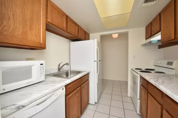 Scottsdale, AZ 85251,8574 E INDIAN SCHOOL Road #C