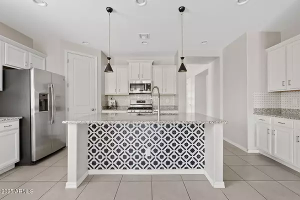 Queen Creek, AZ 85142,20471 E CARRIAGE Way