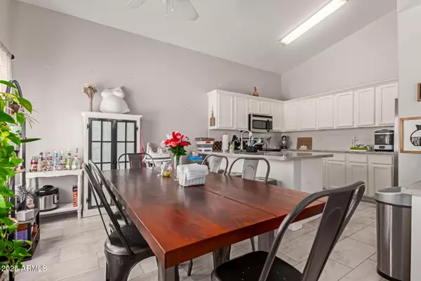 Gilbert, AZ 85234,1022 N BLACKBIRD Drive