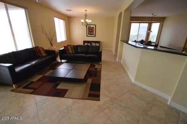 Chandler, AZ 85225,857 W GLENMERE Drive