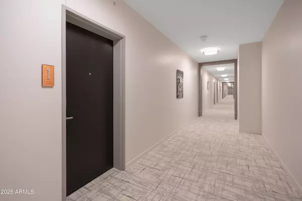 Scottsdale, AZ 85254,7120 E KIERLAND Boulevard #913