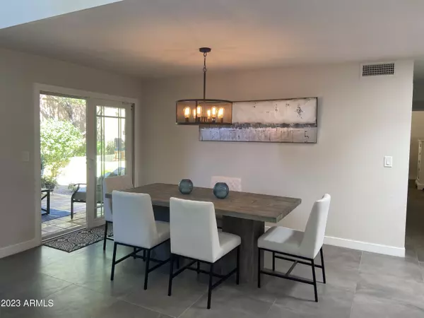 Phoenix, AZ 85016,6325 N 30th Place