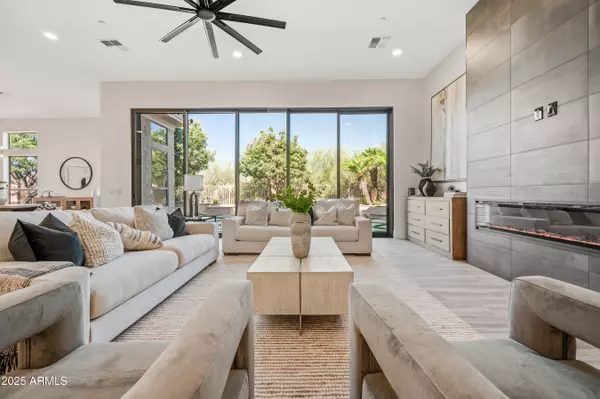 Scottsdale, AZ 85255,24667 N 116TH Street