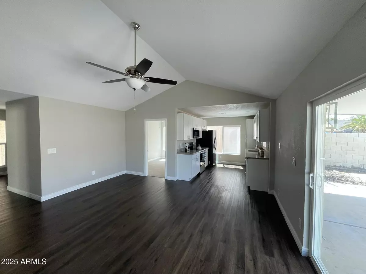 Glendale, AZ 85307,10134 W ORANGE Drive