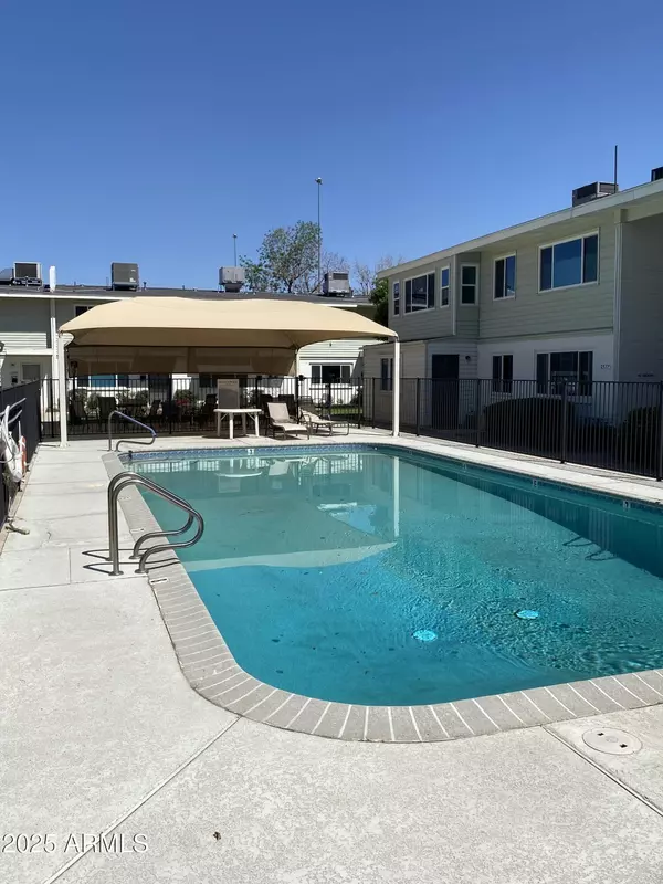 Phoenix, AZ 85017,2569 W Berridge Lane #D-115
