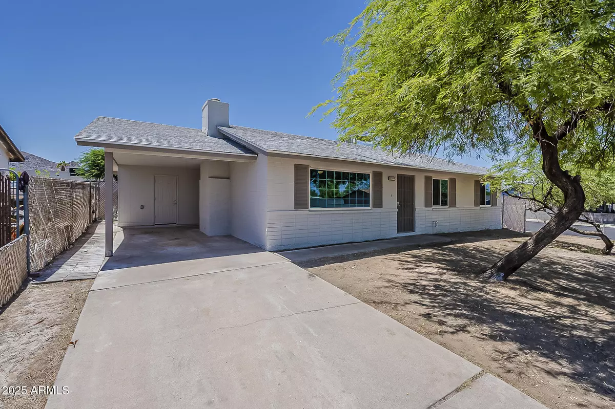 Phoenix, AZ 85041,237 W WINSTON Drive