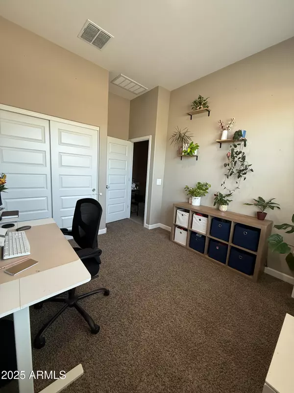 Maricopa, AZ 85138,40803 W SHAVER Drive