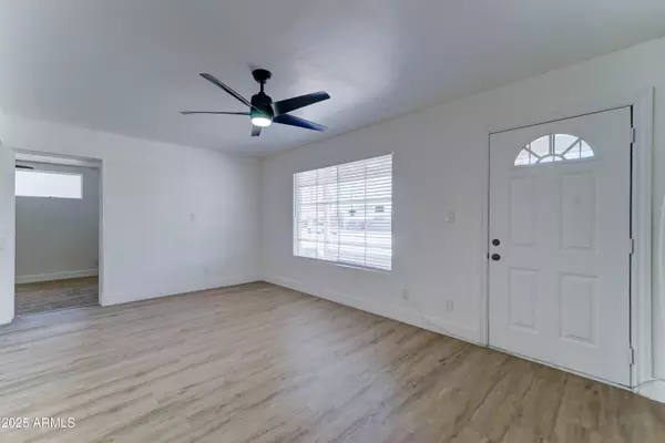 Phoenix, AZ 85051,2716 W GRISWOLD Road
