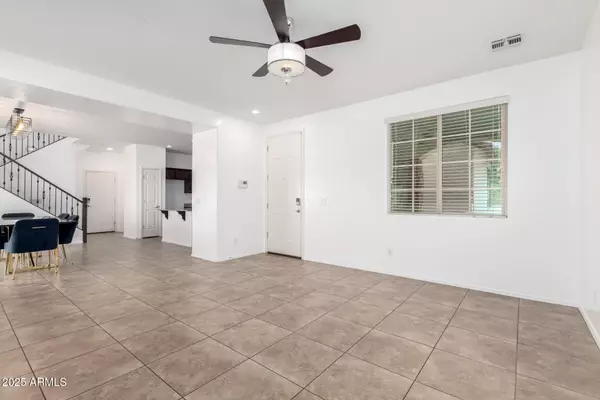 Phoenix, AZ 85035,2735 N 73RD Drive