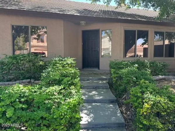 7481 W FIREBIRD Drive, Glendale, AZ 85308