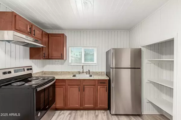 Phoenix, AZ 85016,1723 E Flower Street #22
