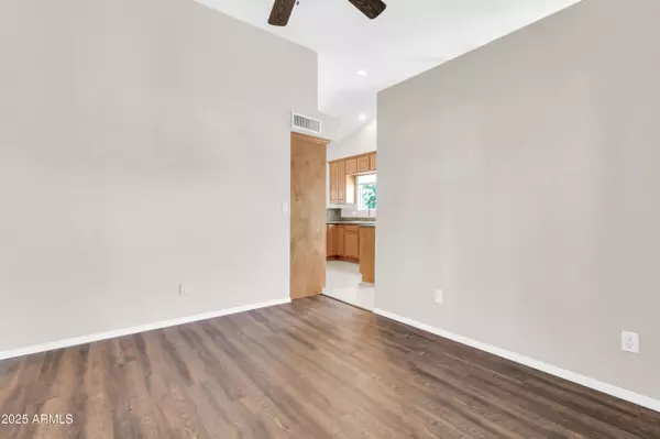 Mesa, AZ 85205,5009 E DALLAS Street