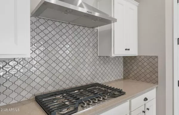 Queen Creek, AZ 85142,18140 E TIFFANY Drive