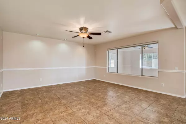 Phoenix, AZ 85024,1705 E ROSE GARDEN Lane