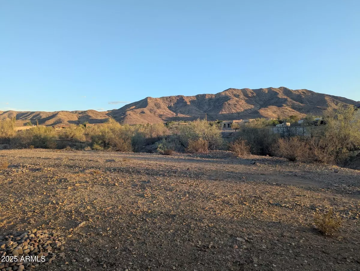 Phoenix, AZ 85041,1753 W MCNEIL Street #7