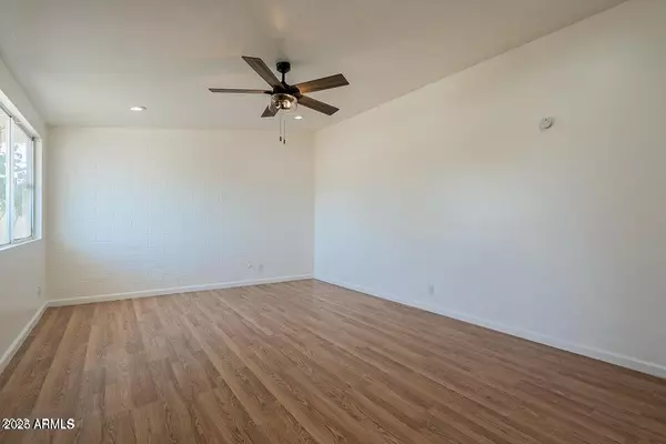 Sun City, AZ 85351,10356 W OAKMONT Drive