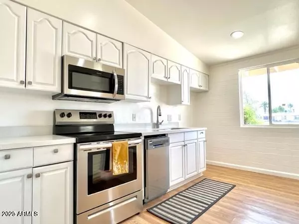 Sun City, AZ 85351,10356 W OAKMONT Drive