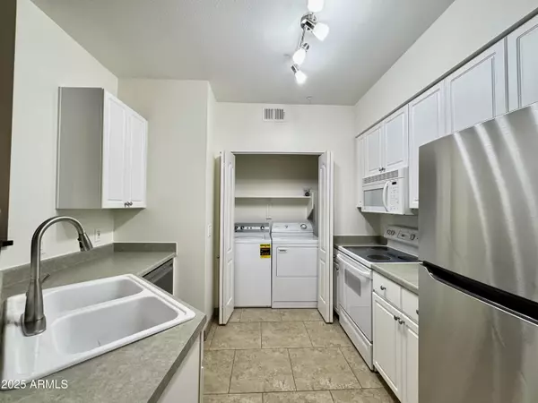 1701 E COLTER Street #235, Phoenix, AZ 85016