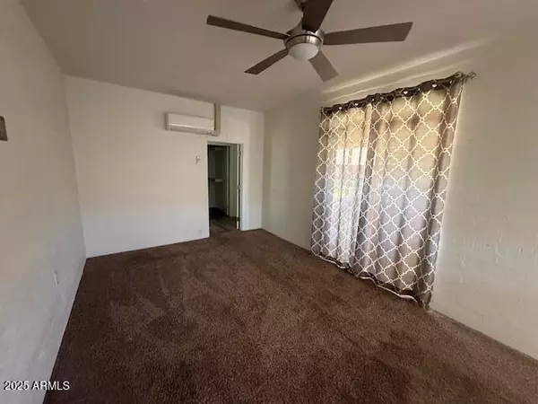 Phoenix, AZ 85008,5109 E OAK Street