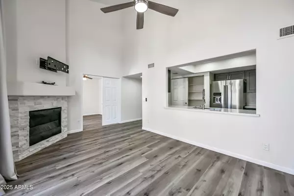 Scottsdale, AZ 85254,5606 E KELTON Lane