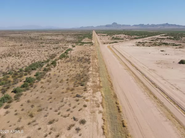 Tonopah, AZ 85354,0 N 523rd Avenue #-